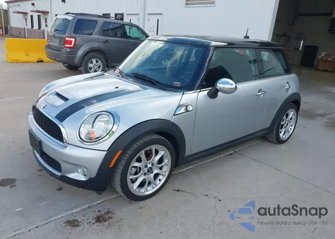 2007 Mini Cooper S from USA, damaged, VIN WMWMF73557TT81074